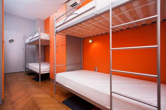 Хостелы Mosquito Hostel Krakow Краков-24